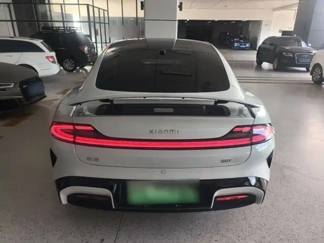 Xiaomi SU7 — Фото автомобиля 5