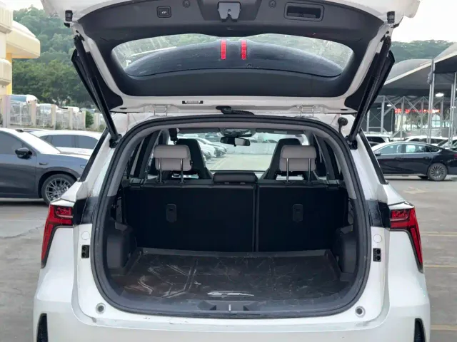 Changan CS75 Plus — Фото автомобиля 13