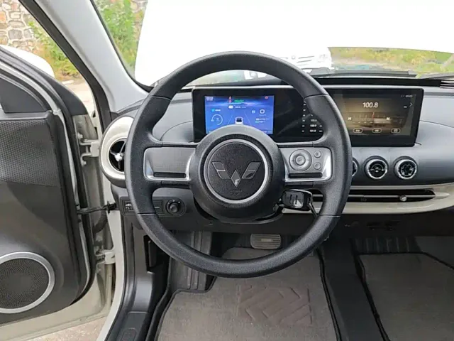 Wuling Bingo — Фото автомобиля 10
