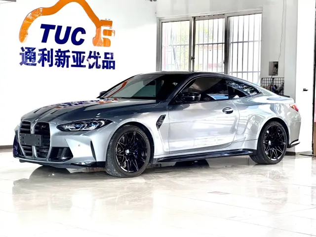 Фотография автомобиля — BMW M4