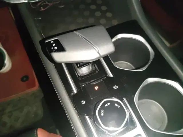 Changan Eado — Фото автомобиля 16