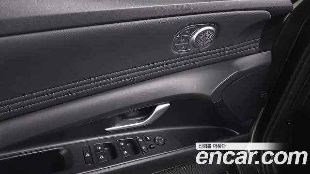 Hyundai Avante CN7 — Фото автомобиля 30