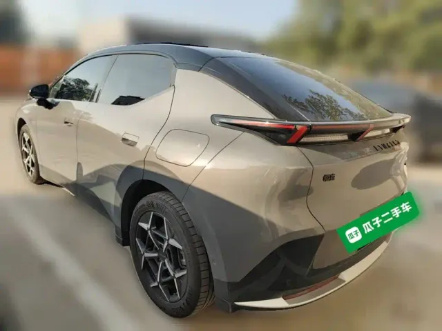 Lynk & Co Z20 — Фото автомобиля 4