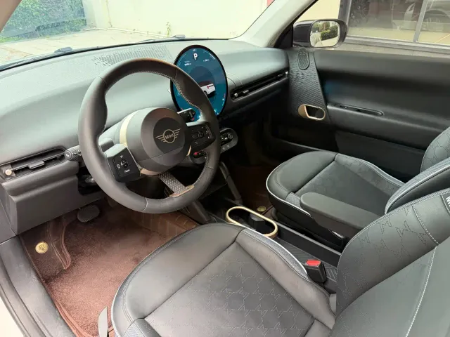 MINI Cooper — Фото автомобиля 10