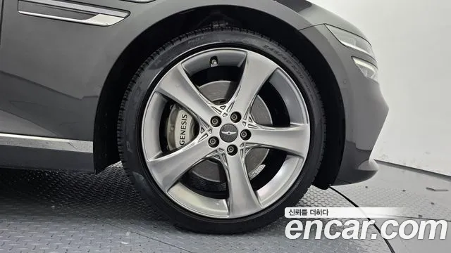 Genesis G80 RG3 — Фото автомобиля 6