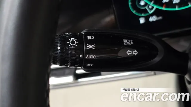 Hyundai Grandeur Grandeur (New) Hybrid — Фото автомобиля 22