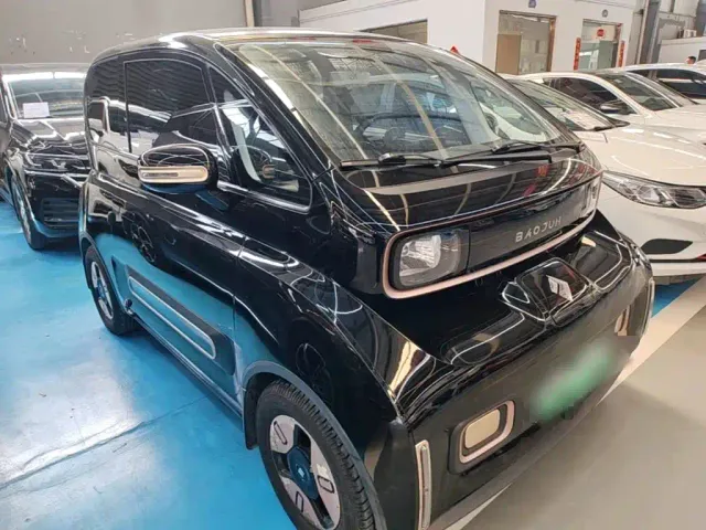 Baojun KiWi EV — Фото автомобиля 3