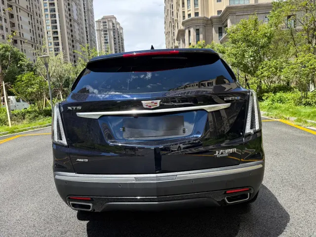 Cadillac XT5 — Фото автомобиля 11