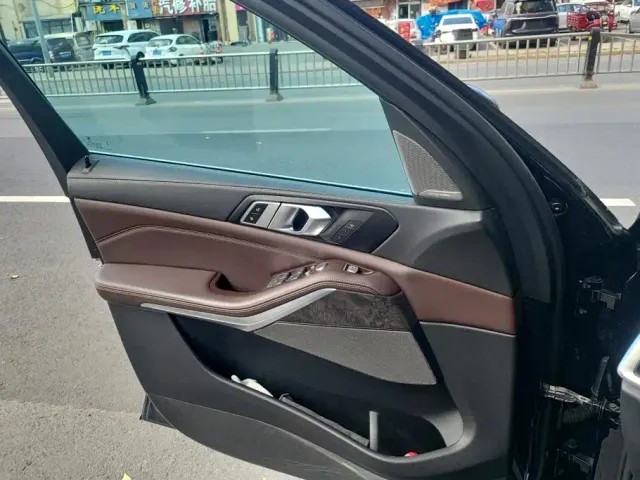 BMW X5 — Фото автомобиля 6