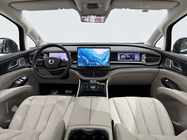Denza Denza D9 2025 Model DM-i Smart Drive Edition 1020 AWD Flagship — Фото автомобиля 13