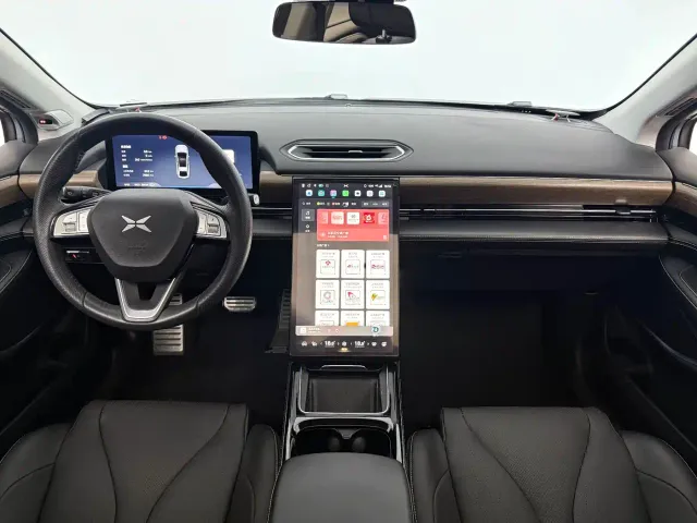 Xpeng P5 — Фото автомобиля 7