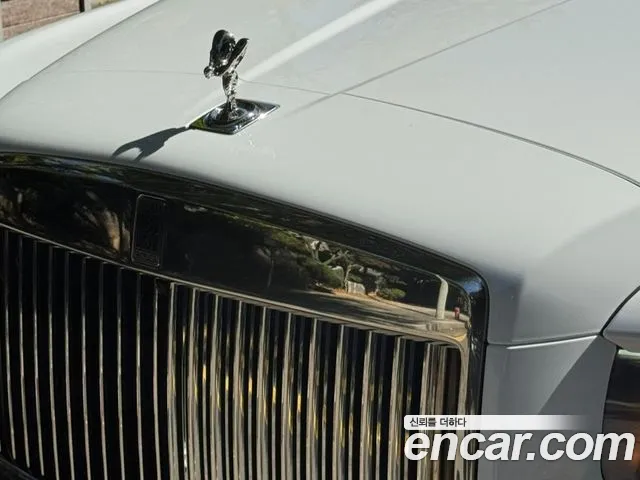 Rolls-Royce Cullinan — Фото автомобиля 12