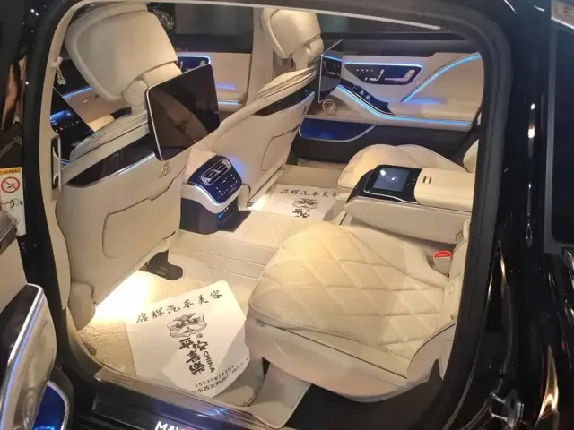 Mercedes-Benz Maybach S-Class — Фото автомобиля 11