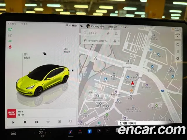 Tesla Model 3 — Фото автомобиля 12