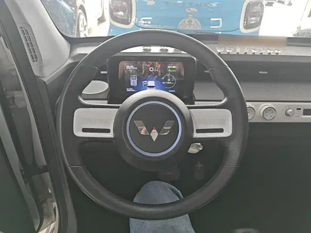 Wuling Hongguang Mini EV — Фото автомобиля 10