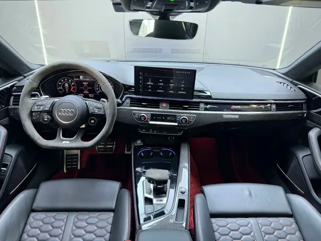 Audi RS 5 — Фото автомобиля 3