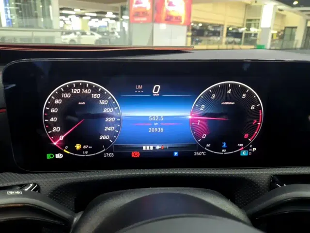 Mercedes-Benz CLA-Class — Фото автомобиля 11