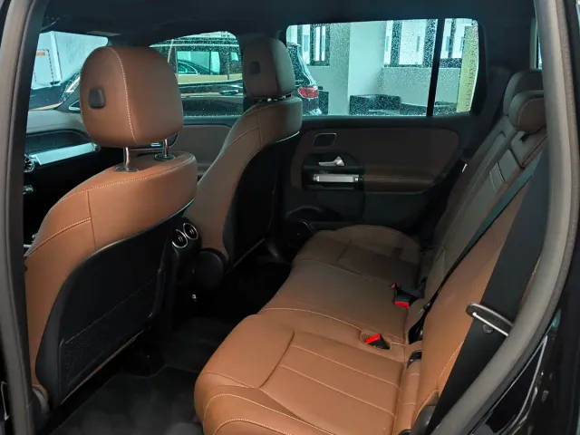 Mercedes-Benz GLB-Class — Фото автомобиля 10