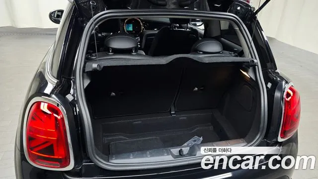MINI Cooper — Фото автомобиля 25