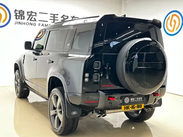 Land Rover Defender — Фото автомобиля 26