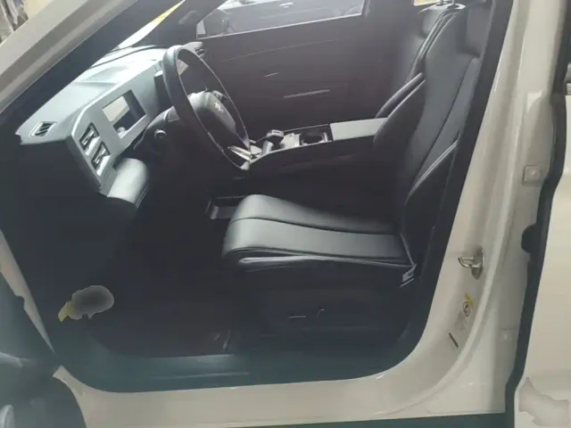 BYD Qin L — Фото автомобиля 14