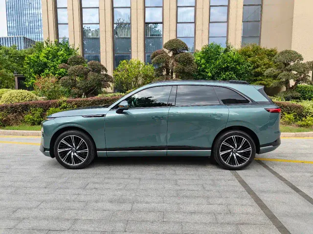 Xpeng G9 — Фото автомобиля 4