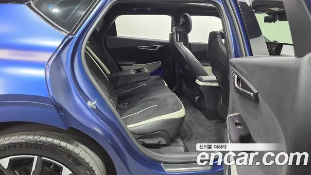 Kia EV6 — Фото автомобиля 11