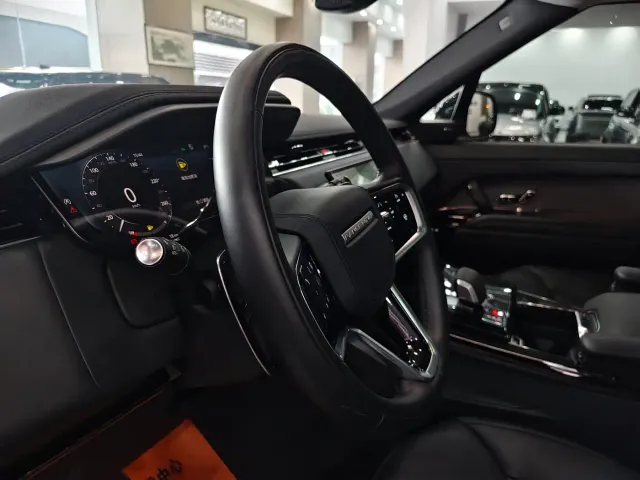 Land Rover Range Rover Sport — Фото автомобиля 9