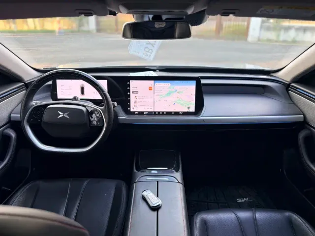Xpeng P7 — Фото автомобиля 15
