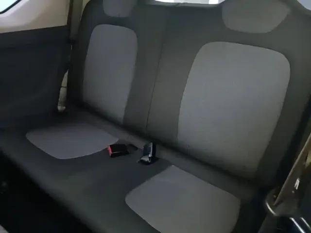 Wuling Hongguang Mini EV — Фото автомобиля 16