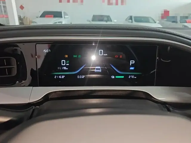 Geely Starry Wish — Фото автомобиля 11