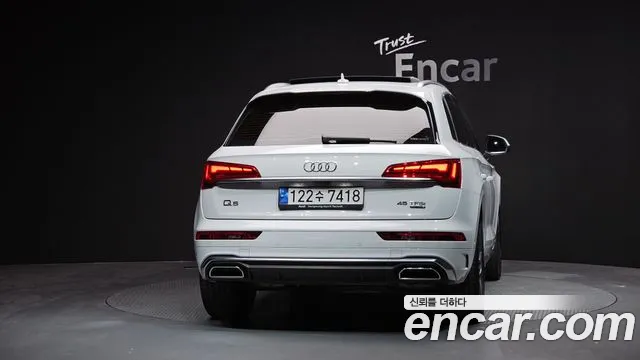 Audi Q5 45 TFSI quattro Premium — Фото автомобиля 4
