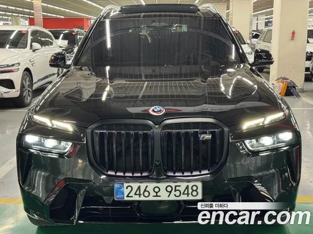 BMW X7 — Фото автомобиля 3