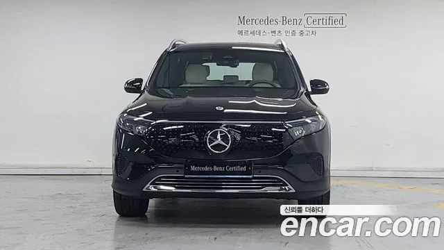 Mercedes-Benz EQB — Фото автомобиля 3