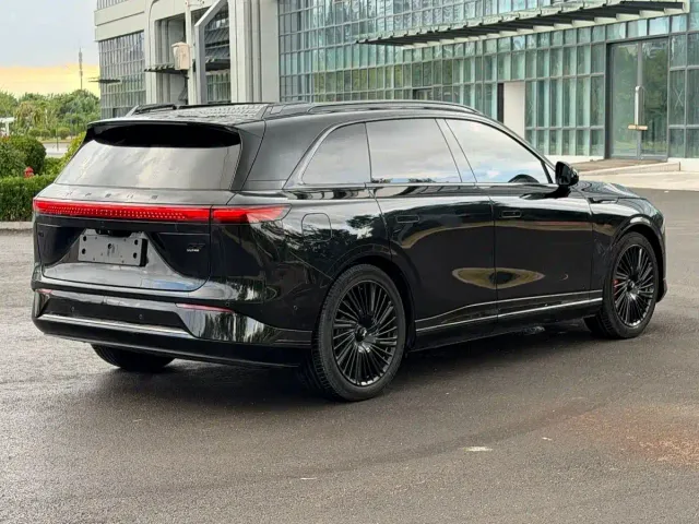 Xpeng G9 — Фото автомобиля 6