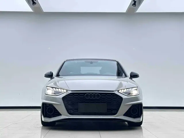 Audi A4L — Фото автомобиля 2