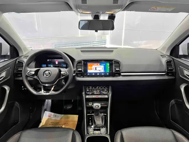 Skoda Karoq — Фото автомобиля 15