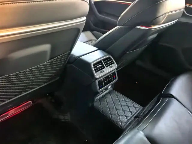 Audi A6L — Фото автомобиля 5
