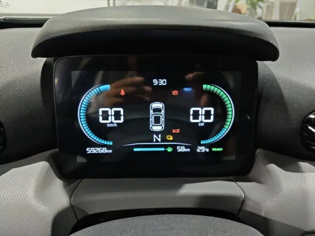 Leapmotor T03 — Фото автомобиля 9