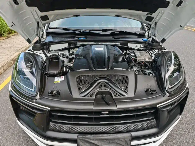 Porsche Macan — Фото автомобиля 12
