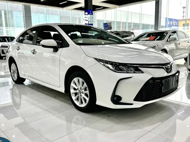 Toyota Corolla — Фото автомобиля 3