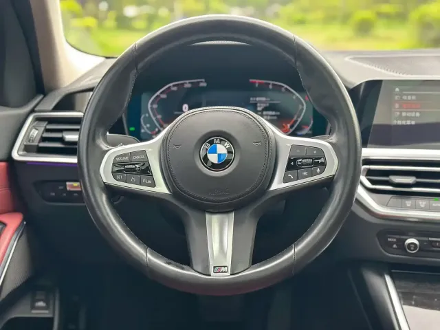 BMW 3 Series — Фото автомобиля 7