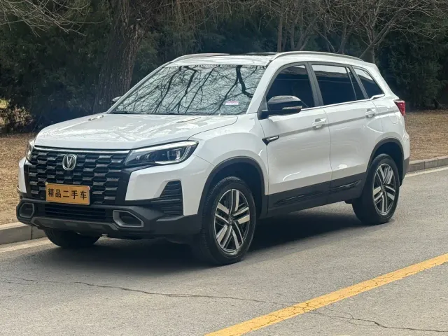 Фотография автомобиля — Changan CS75