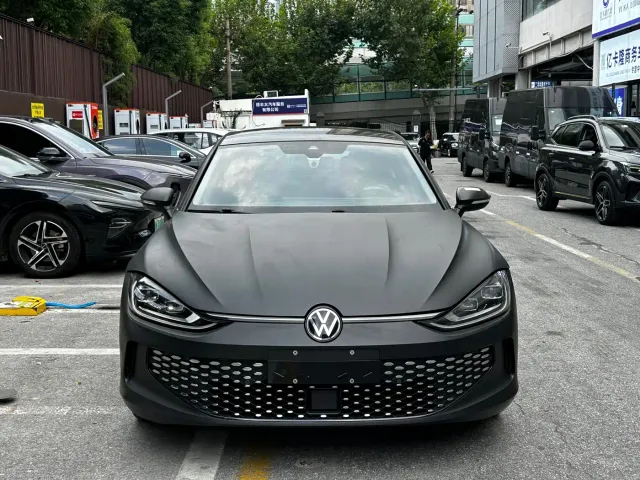 Фотография автомобиля — Volkswagen Lamando
