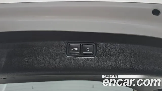 Genesis GV80 2.5T Бензин AWD — Фото автомобиля 30
