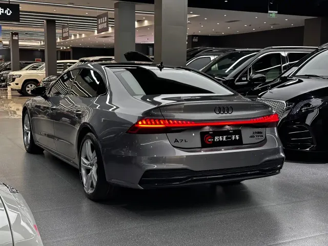 Audi A7L — Фото автомобиля 20