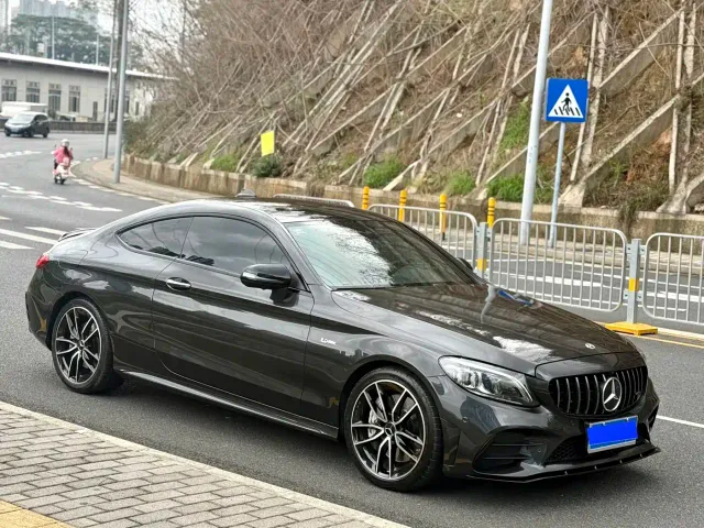 Mercedes-Benz C-Class AMG — Фото автомобиля 3