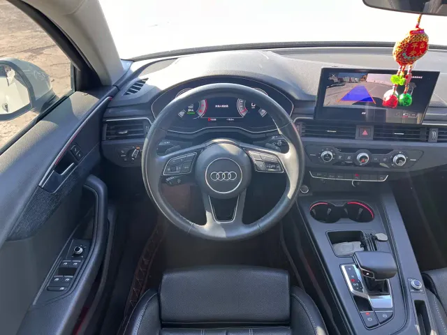 Audi A4L — Фото автомобиля 11