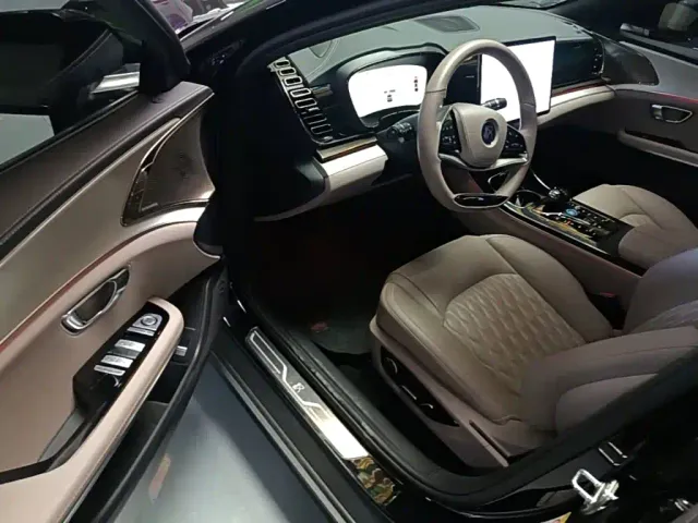 BYD Han — Фото автомобиля 15
