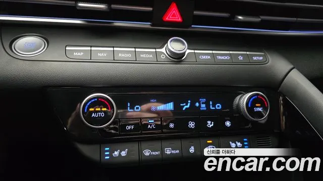 Hyundai AVANTE Avante (CN7) — Фото автомобиля 25